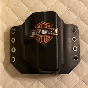 Glock 19 kydex holster.